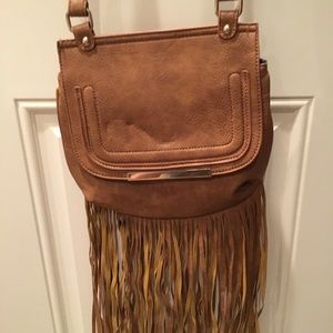 Fringe shoulder bag